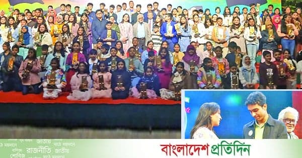 ৫ হাজার ছাত্রছাত্রীর চিত্রাঙ্কনে স্বাধীনতার গৌরবগাথা
